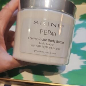 SKINN PEP40 Multi-Matrix Body Butter - White and Silver